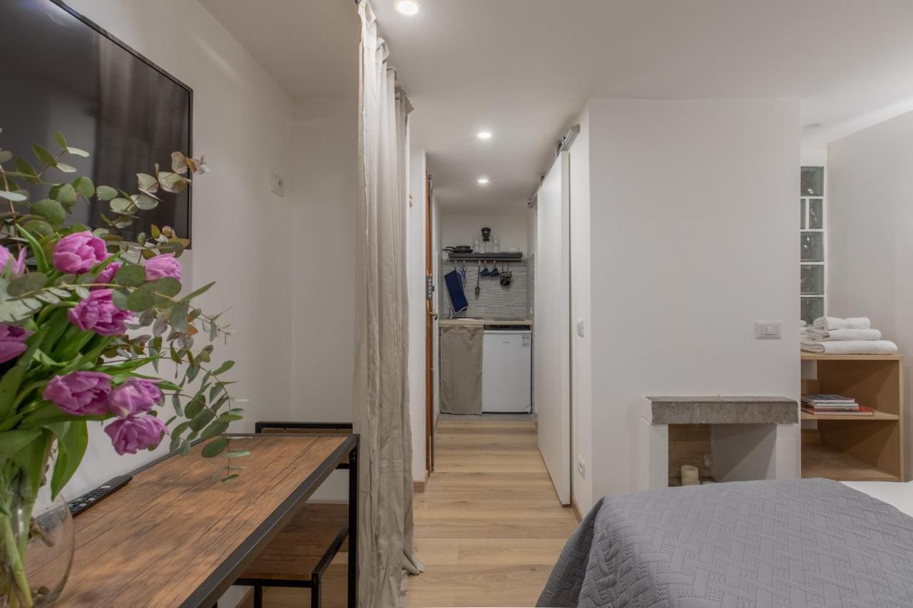 Apartmán Iflat Small Studio In The Heart Of Trastevere Řím Exteriér fotografie