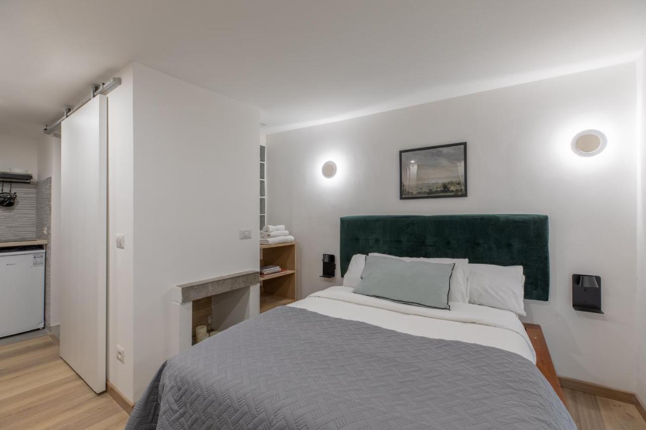 Apartmán Iflat Small Studio In The Heart Of Trastevere Řím Exteriér fotografie